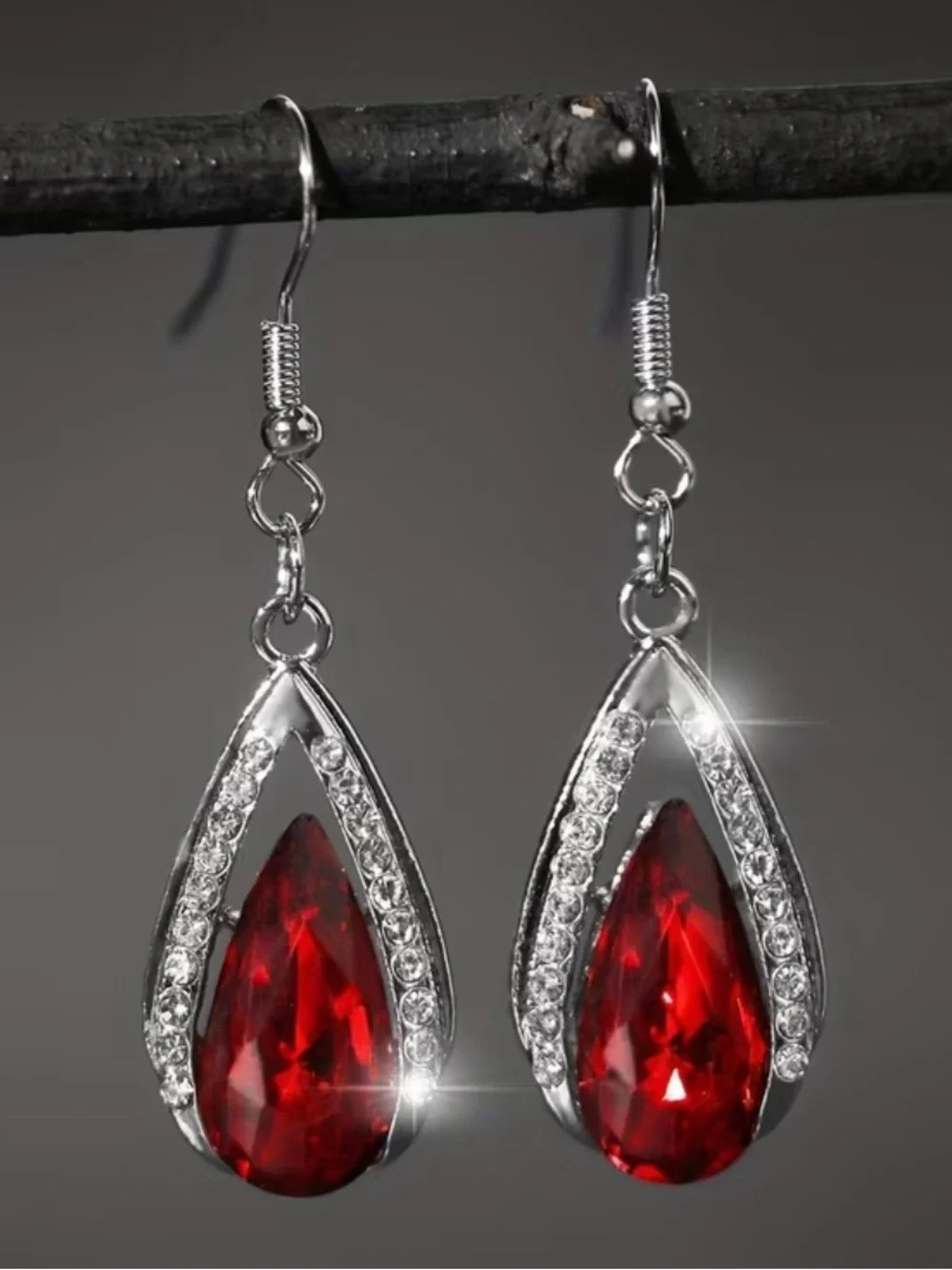 Red Teardrop Crystal Dangle Earrings - Picture 1 of 2